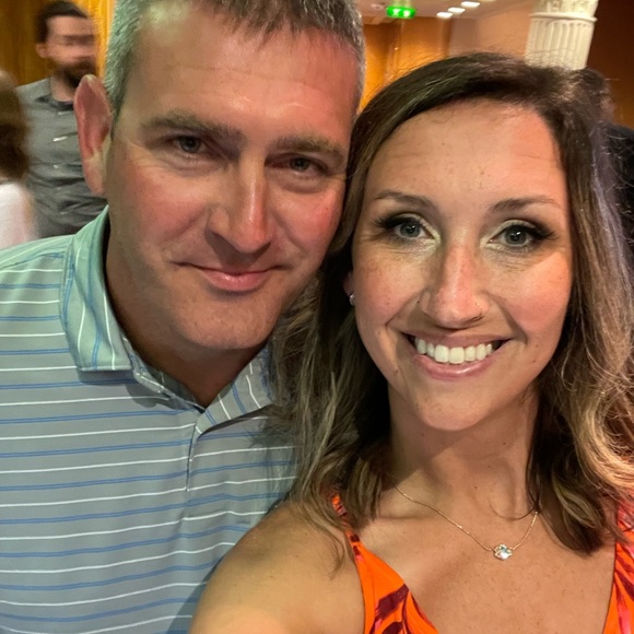 Meet Your Posher - Picture 4 of 4